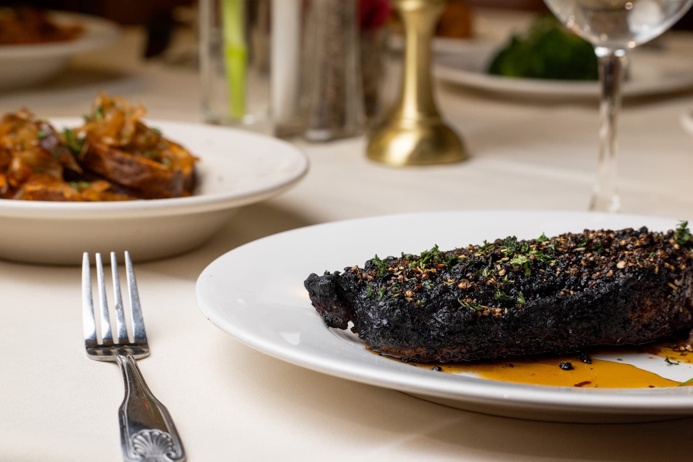 Al's Restaurant: Food Photography for Sophisticated Living Magazine. Photo by Zach Dalin, St. Louis photographer.
