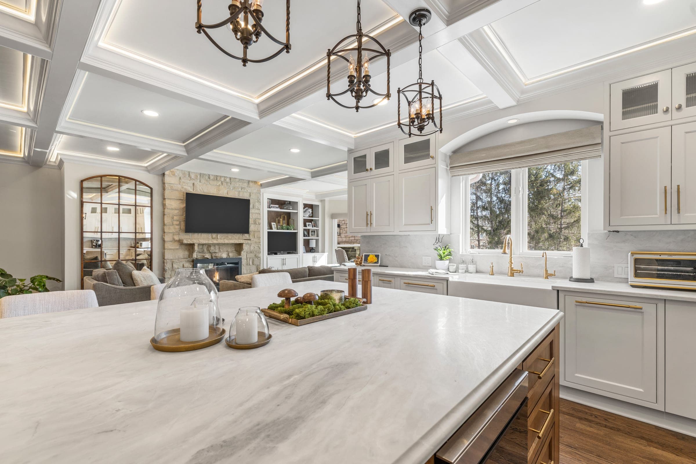 Documenting a High-End Kitchen Renovation in Chesterfield. Photo by Zach Dalin, St. Louis photographer.