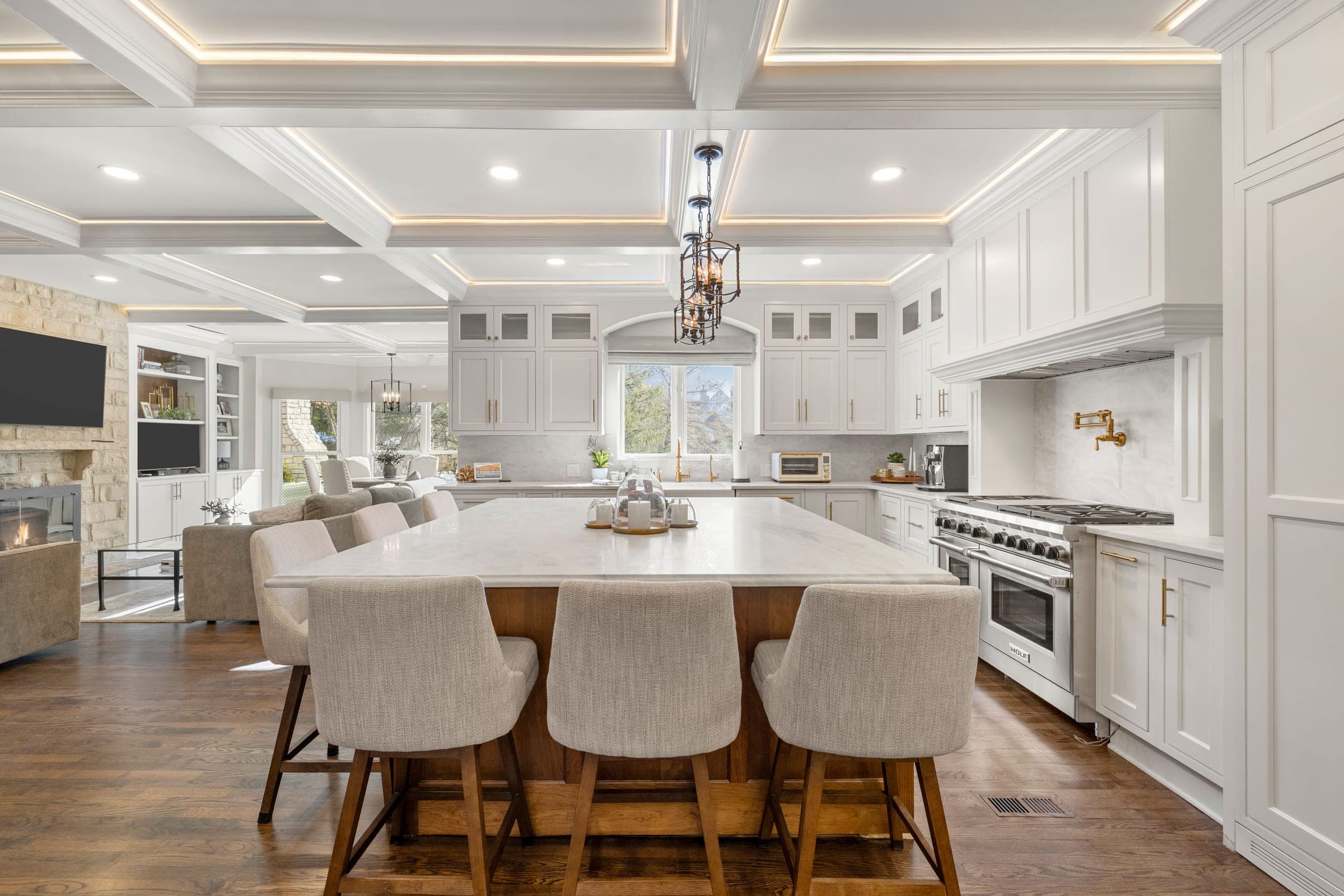 Documenting a High-End Kitchen Renovation in Chesterfield. Photo by Zach Dalin, St. Louis photographer.