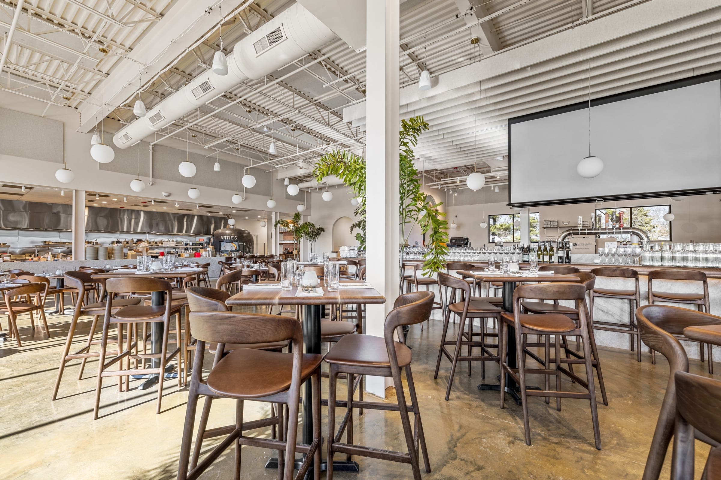 Katie's Pizza Opens Its Fourth Location in Crestwood. Photo by Zach Dalin, St. Louis photographer.