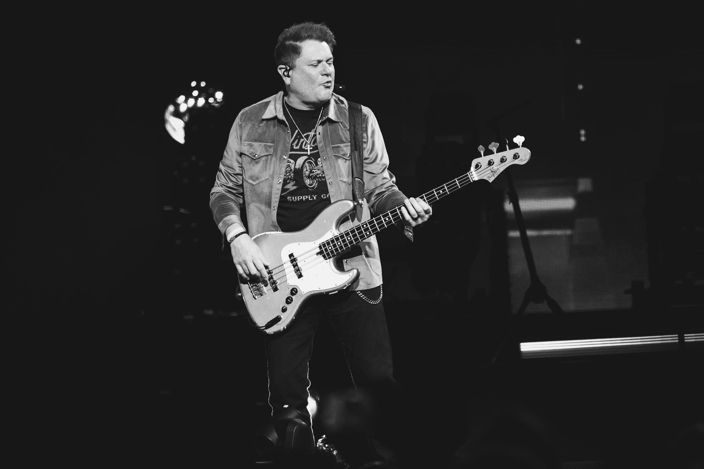 Photographing Rascal Flatts at Enterprise Center for 93.7 The Bull. Photo by Zach Dalin, St. Louis photographer.
