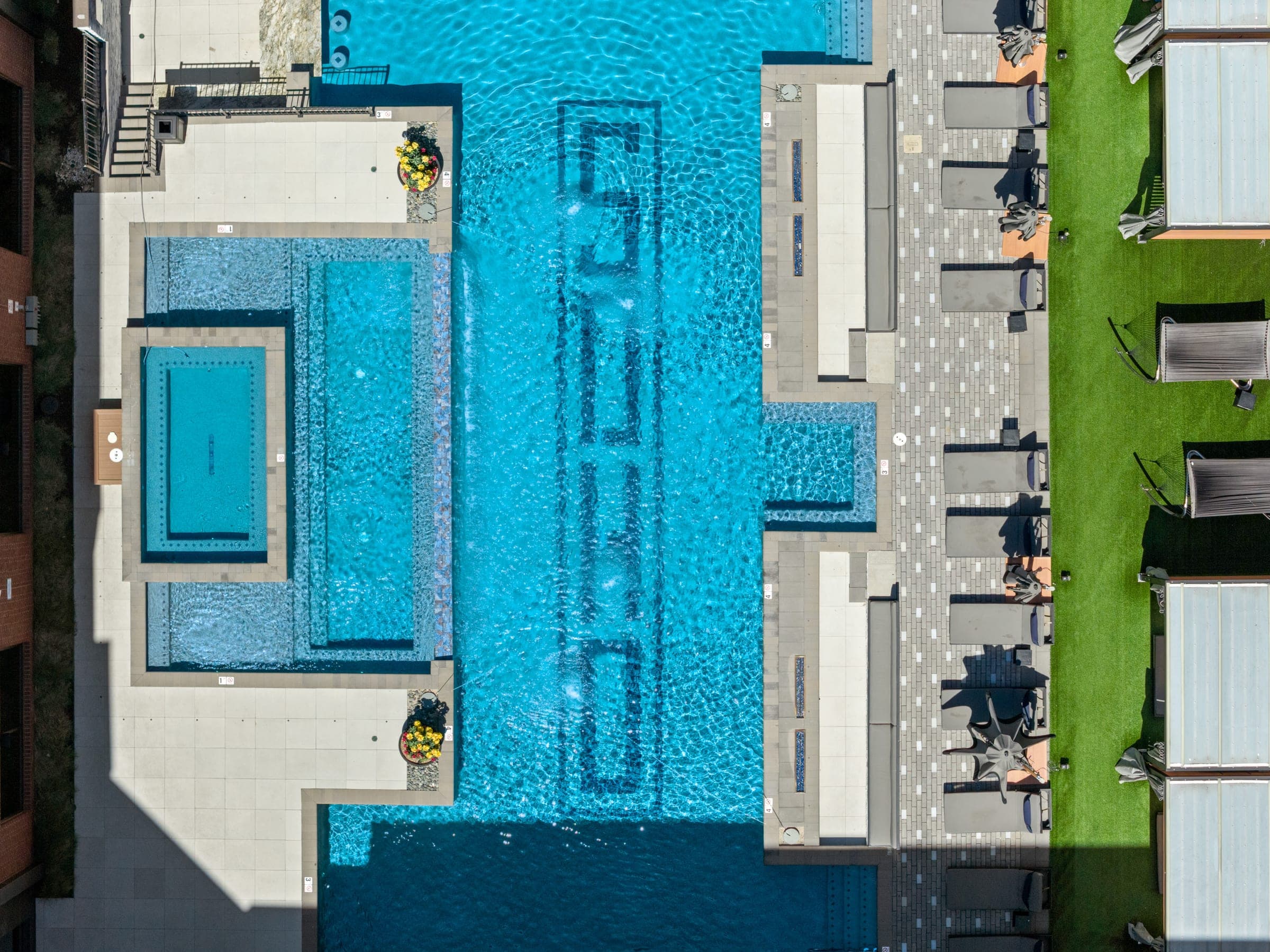 Behind the Lens: Pool Photography for Soho Apartments in Soulard. Photo by Zach Dalin, St. Louis photographer.