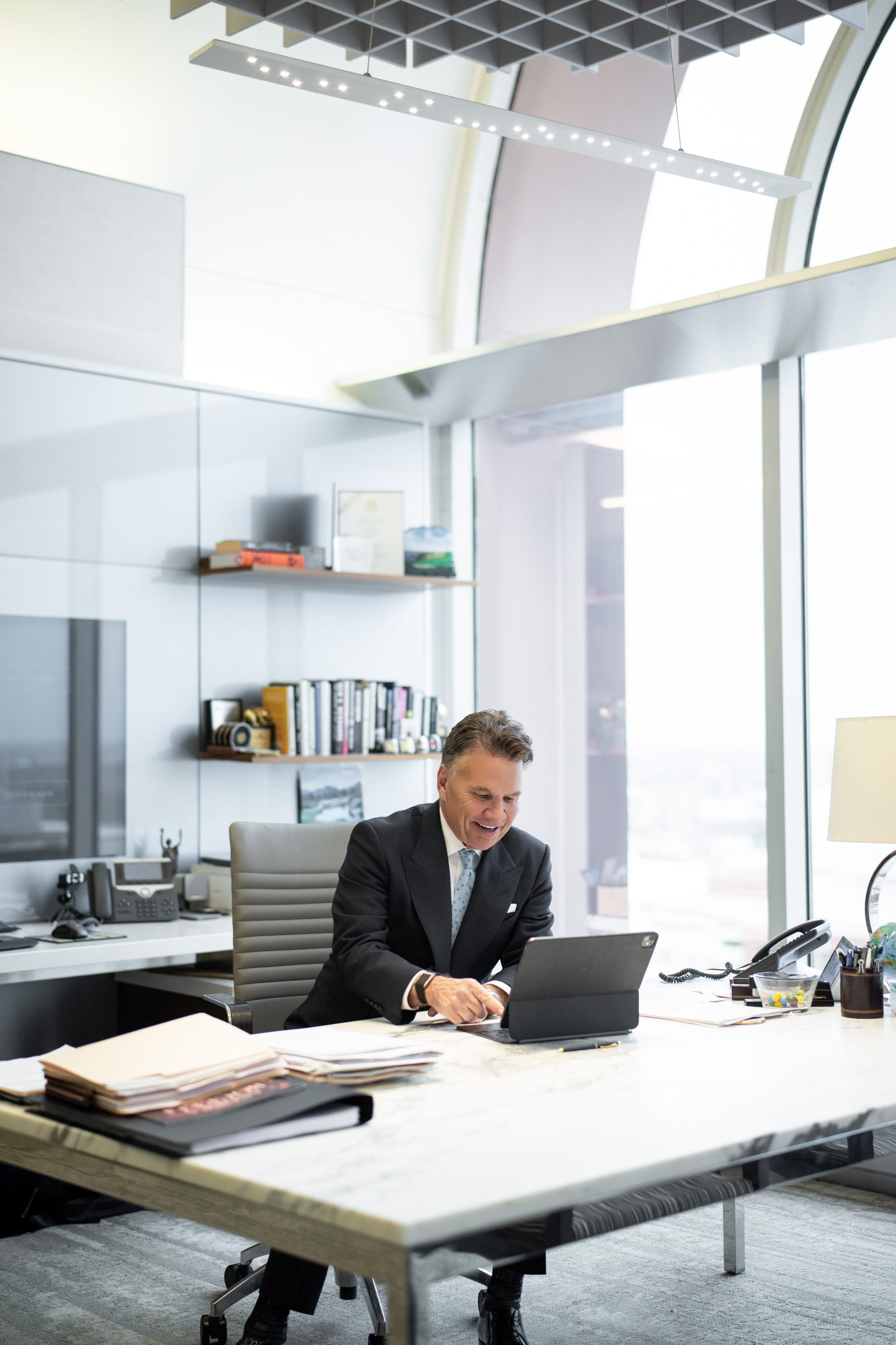 Photographing Stifel CEO Ron Kruszewski for Sophisticated Living Magazine. Photo by Zach Dalin, St. Louis photographer.