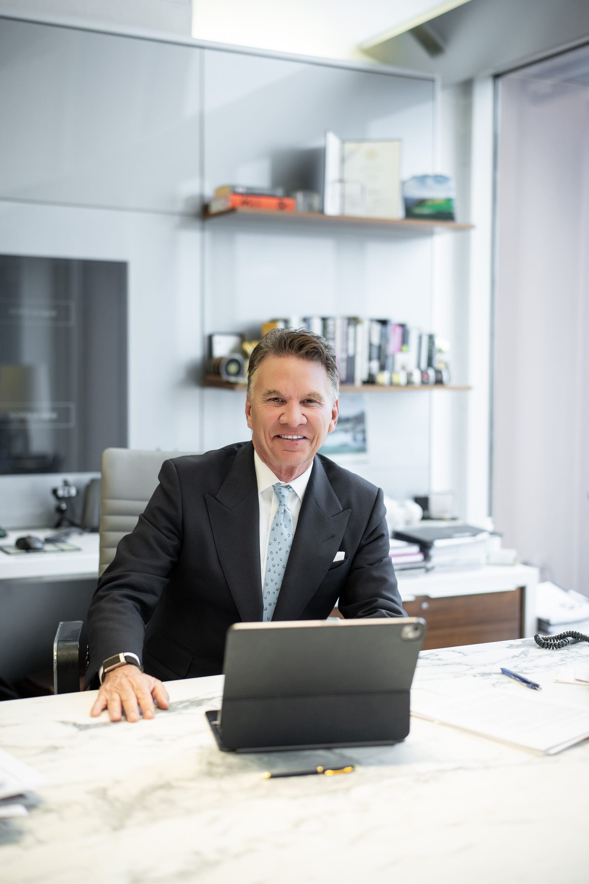 Photographing Stifel CEO Ron Kruszewski for Sophisticated Living Magazine. Photo by Zach Dalin, St. Louis photographer.