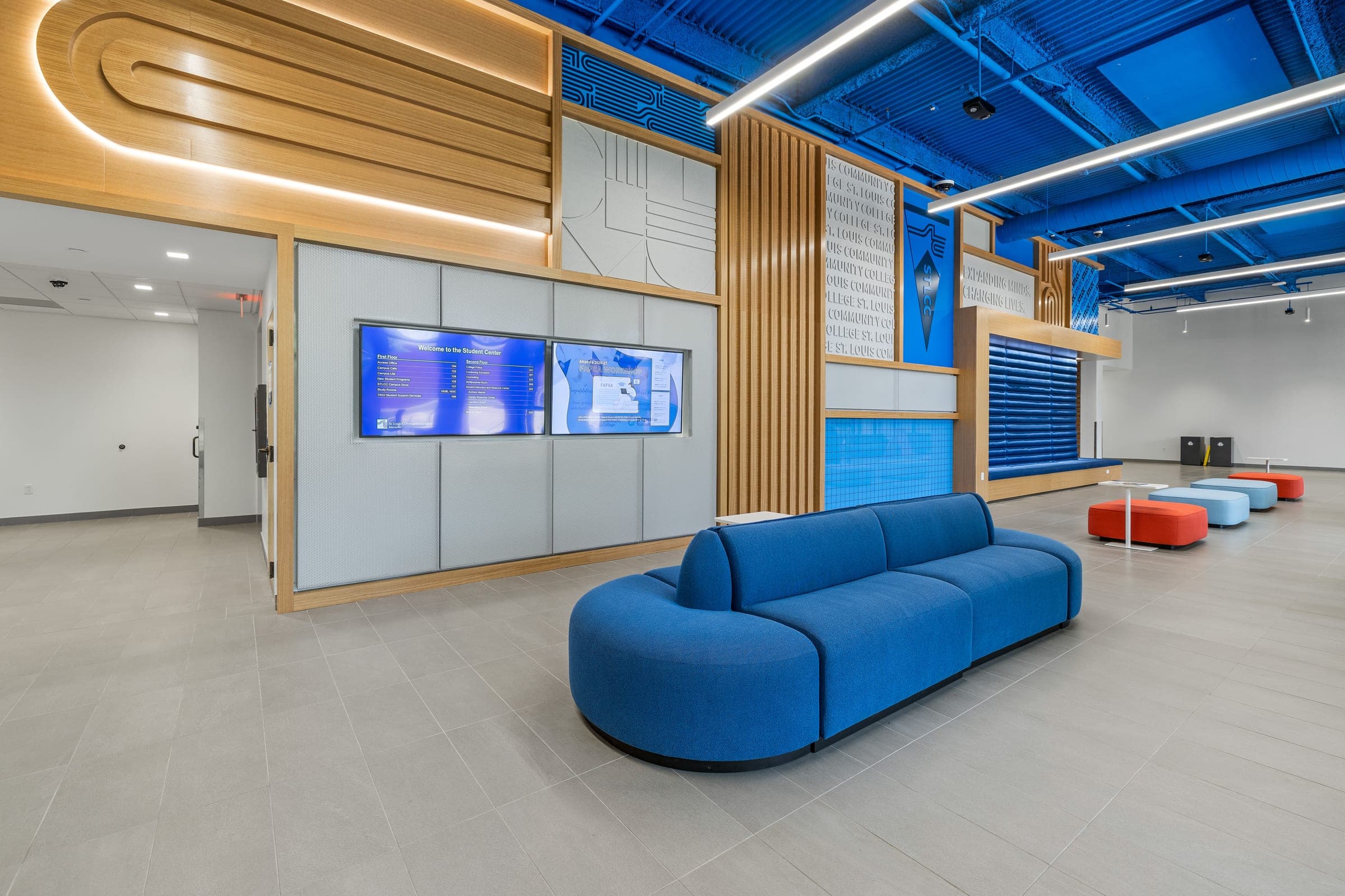 Photographing Russell Contracting's Renovations at STLCC Meramec. Photo by Zach Dalin, St. Louis photographer.
