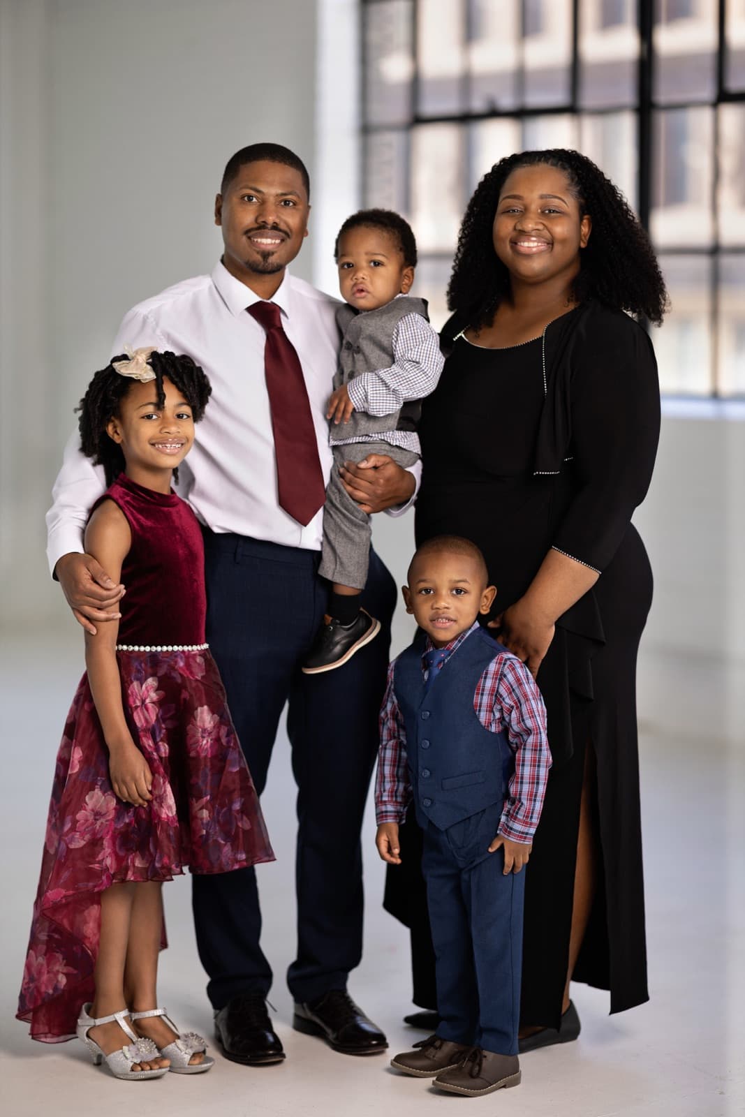 Family in Clayton by Zach Dalin, St. Louis photographer